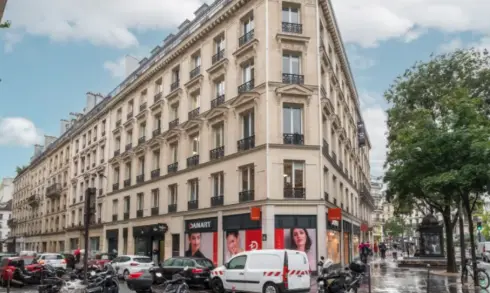 2 Rue Jean Lantier in Paris